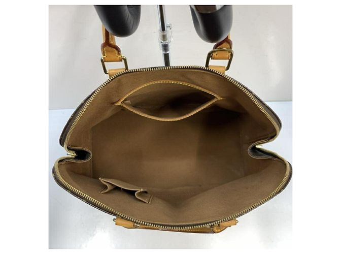 Borsa Alma PM M51130 di Louis Vuitton Marrone - vista 3