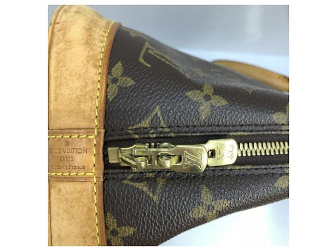 Borsa Alma PM M51130 di Louis Vuitton Marrone - vista 9