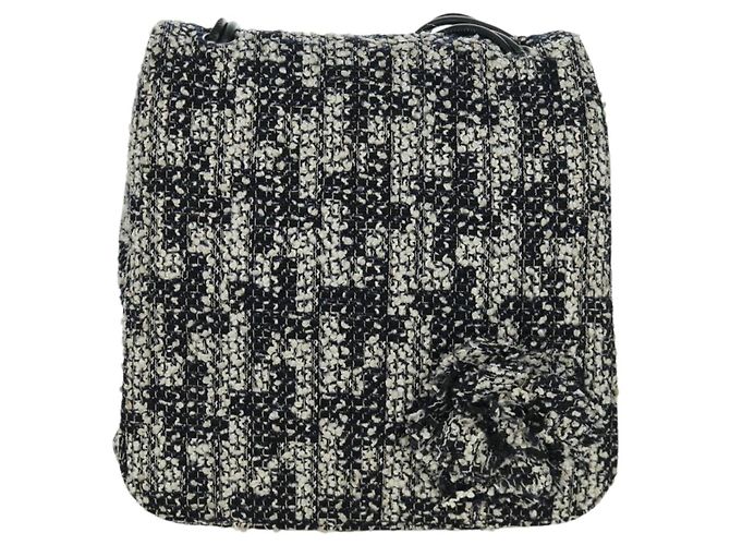 Borsa a Spalla CHANEL in tweed Bianco Nero CC Auth bs33641V - vista 13