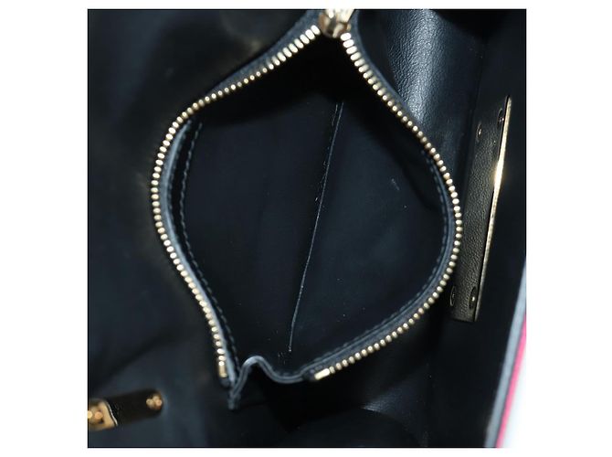Borsa a Spalla Gancini in Camoscio Nero Rosa Oro Auth ARZ419M di Salvatore Ferragamo D'oro - vista 21
