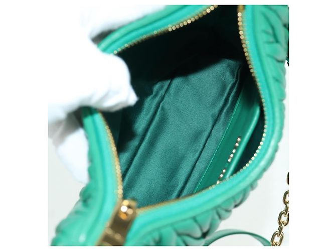Borsa a Spalla Miu Miu Matelassé in Pelle 2 in 1 Verde Oro Auth 171450SAM D'oro - vista 11
