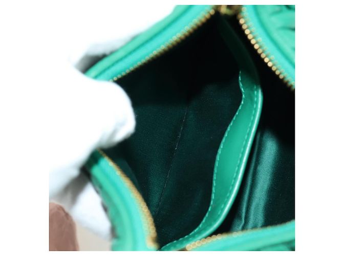Borsa a Spalla Miu Miu Matelassé in Pelle 2 in 1 Verde Oro Auth 171450SAM D'oro - vista 25