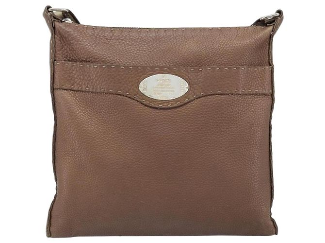 FENDI Celeria Schultertasche aus Leder Braun Silber Authentisch ka2864 - Ansicht 13