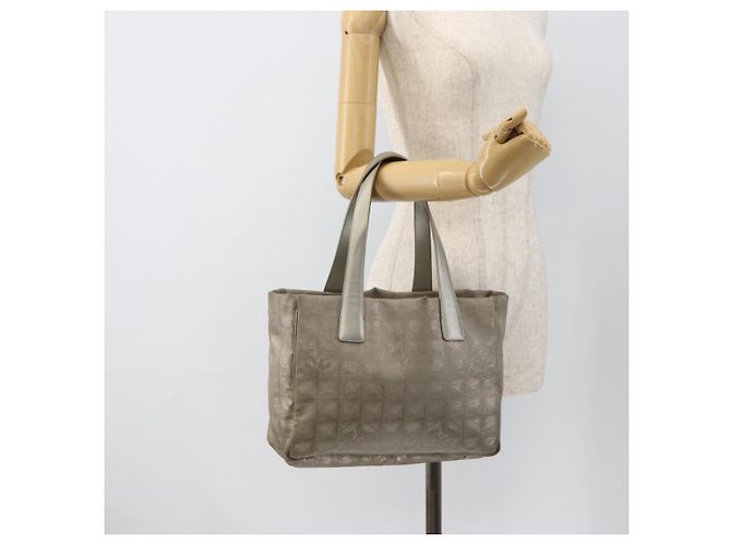 CHANEL Nuova Borsa da Viaggio in Nylon Beige CC Auth BA11252 - vista 23