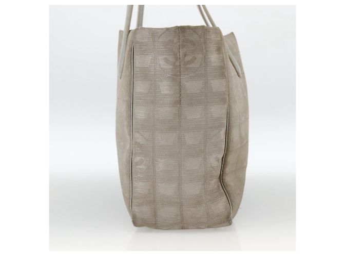 CHANEL Nuova Borsa da Viaggio in Nylon Beige CC Auth BA11252 - vista 4