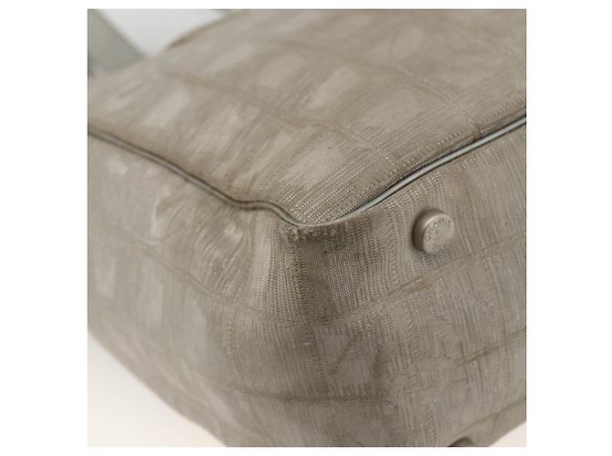 CHANEL Nuova Borsa da Viaggio in Nylon Beige CC Auth BA11252 - vista 9