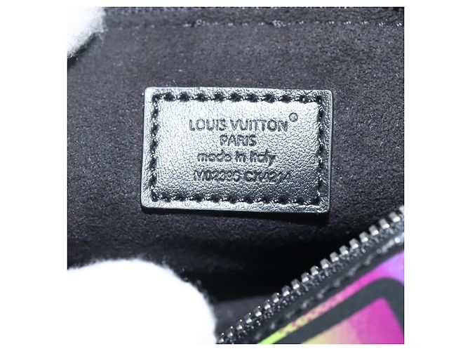 LOUIS VUITTON LV Stereo Bag Charm Pelle Multicolore M02395 LV Auth LNZ1004M - vista 12