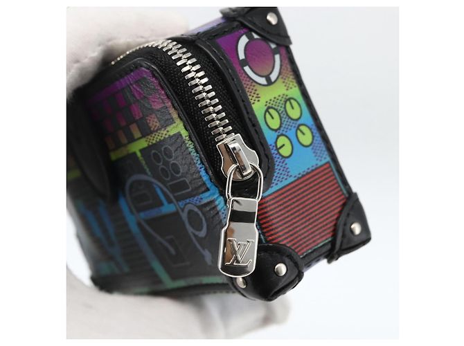LOUIS VUITTON LV Stereo Bag Charm Pelle Multicolore M02395 LV Auth LNZ1004M - vista 9