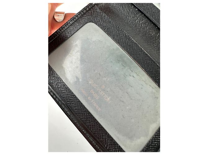 Vintage Louis Vuitton EPI Leather Card Holder Black - view 8