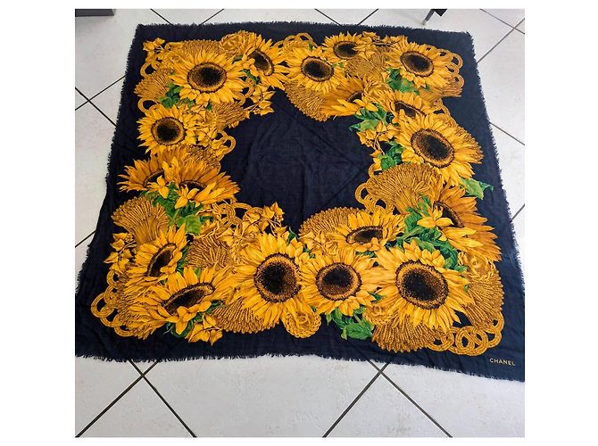 Foulard in Lana e Seta Chanel Girasoli Verde Giallo Blu navy - vista 2