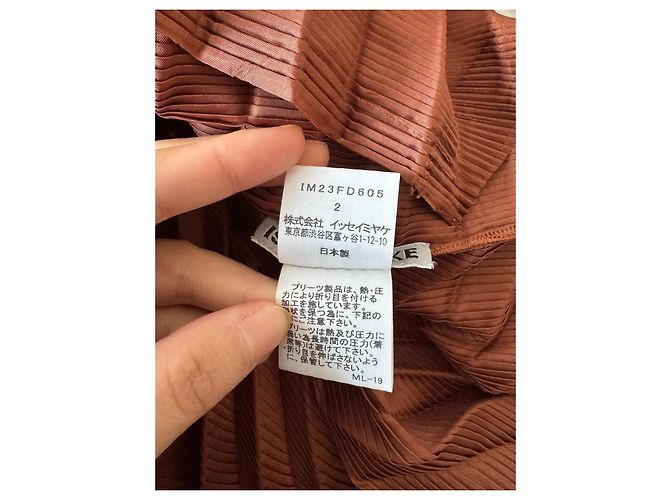 Issey Miyake Plissee Top Braun Polyester - Ansicht 7