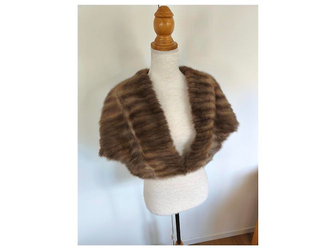 Autre Marque Leichtes Nerz-Bolero/kurze Jacke, perfekter Zustand, Größe 38 bis 42 - Ansicht 2