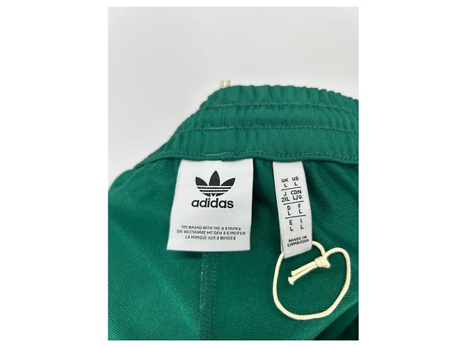 Pantaloni Adidas Verdi con Strisce Laterali Verde - vista 3