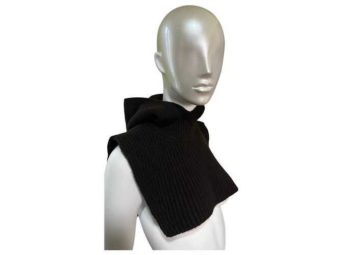 Sciarpa Soeur in Lana Merino Marrone con Collo Alto - vista 3