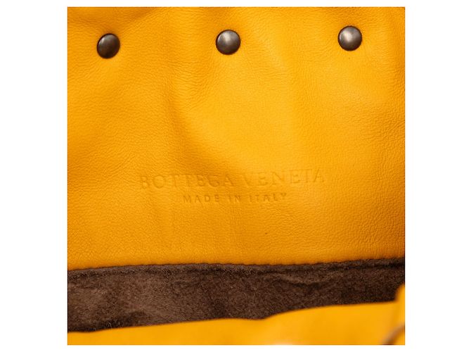 Oranger Nappa Intrecciato Zugbeutel von Bottega Veneta - Ansicht 5