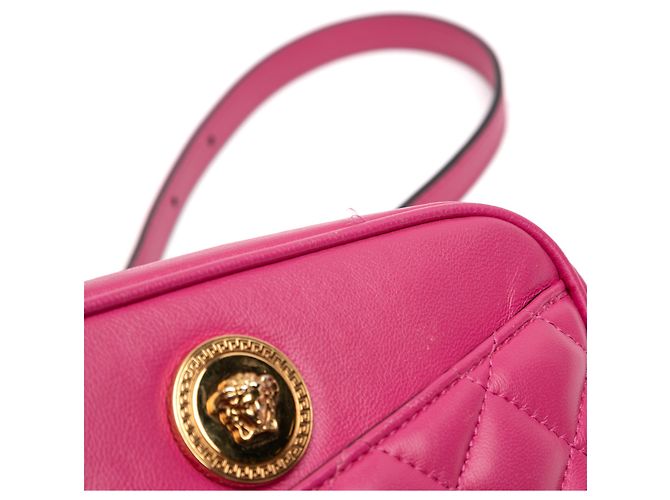 Versace La Medusa Kamera Tasche aus rosa gestepptem Lammleder Pink - Ansicht 8
