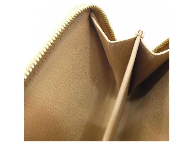 Cartera Lou Coussin Louis Vuitton Camello - vista 10