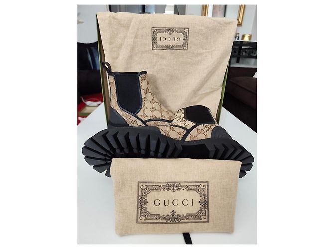 Botas Chelsea Gucci GG Supreme Negro Beige - vista 10
