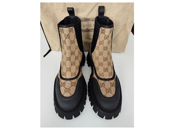 Botas Chelsea Gucci GG Supreme Negro Beige - vista 11