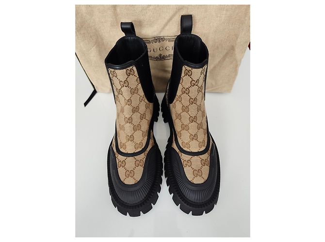 Botas Chelsea Gucci GG Supreme Negro Beige - vista 6