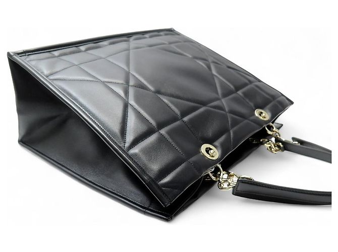 NUOVA BORSA A MANO CHRISTIAN DIOR ESSENTIAL GM IN PELLE ARCHICANNE CON TRACOLLA Nero - vista 4