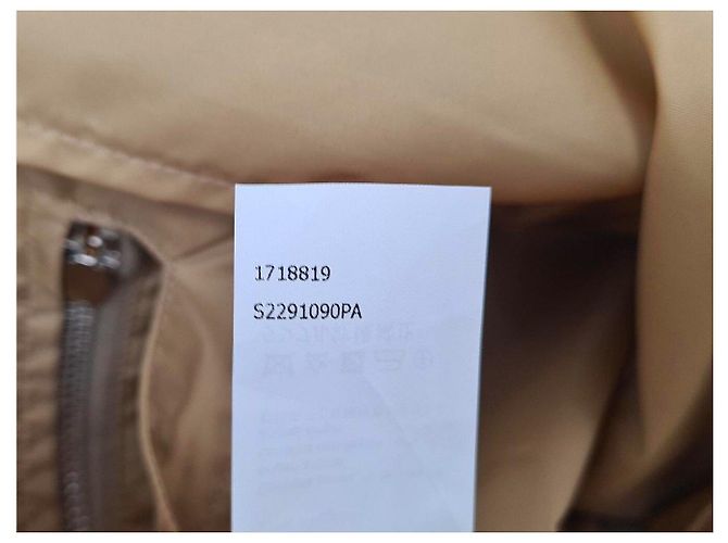 ABRIGO LOEWE IMPERMEABLE TRENCH CUELLO ACOLCHADO M 40 OVERSIZE BEIGE - vista 16