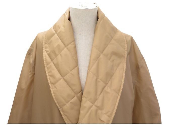 ABRIGO LOEWE IMPERMEABLE TRENCH CUELLO ACOLCHADO M 40 OVERSIZE BEIGE - vista 2