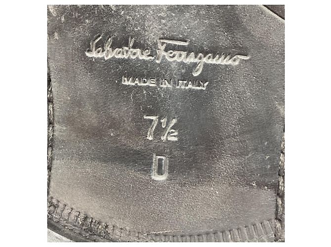 Salvatore Ferragamo Scarpe Derby Stefano Ferragamo in pelle nera Nero - vista 8