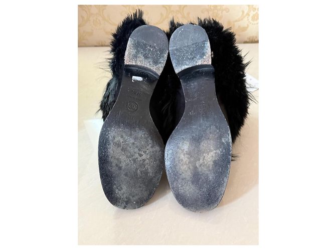 Botines Chanel de cuero negro con borde de piel - vista 8