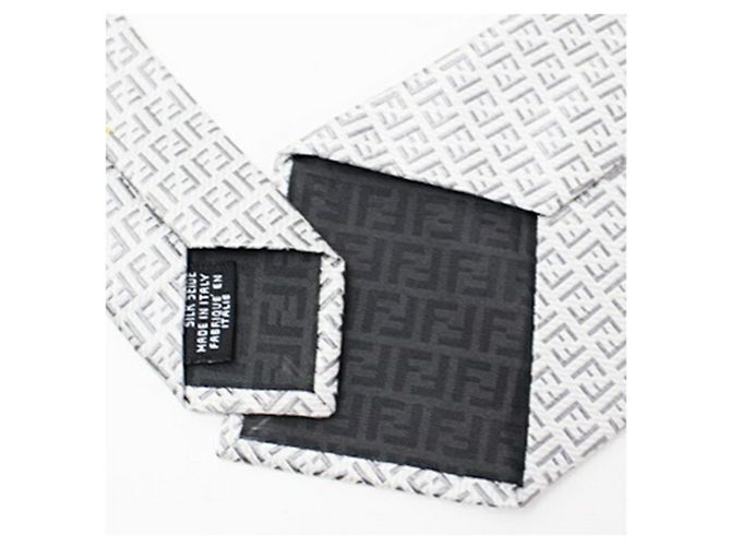 Cravatta in seta Fendi motivo Zucca FENDI Uomo - vista 5