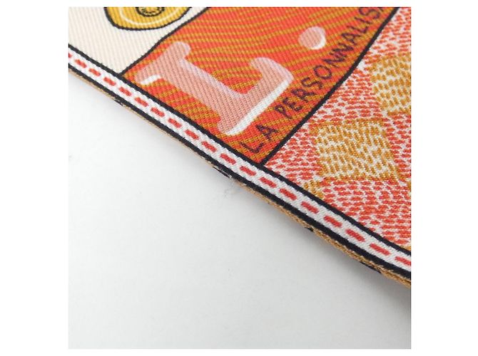 Louis Vuitton Bandeau BB Jeu de Scarf/Muffler Beige - view 3