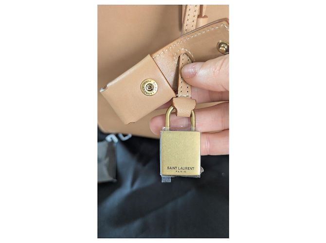 Saint Laurent Sac de Jour Large Beige in Pelle - vista 13