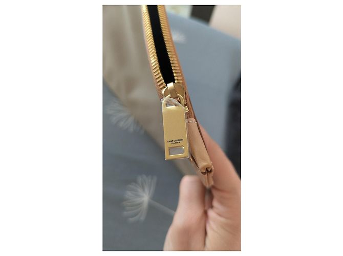 Saint Laurent Sac de Jour Large Beige in Pelle - vista 9