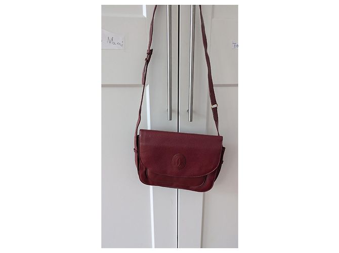 Borsa a tracolla Cartier in pelle rosso scuro Bordò - vista 2