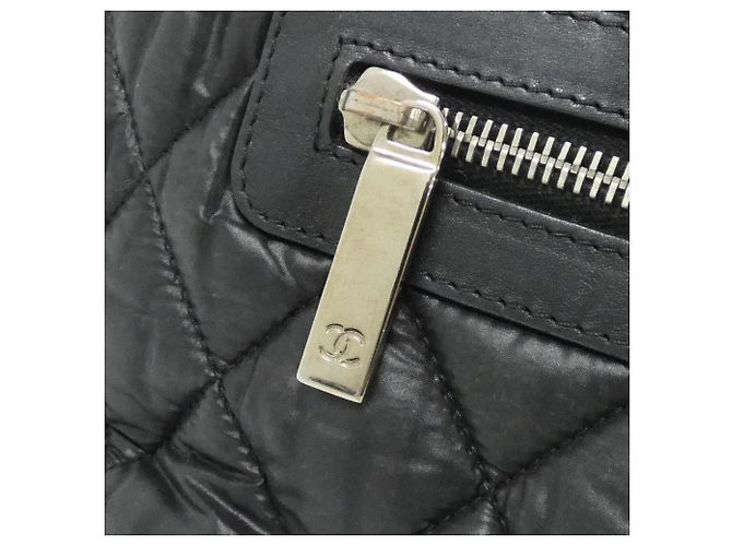 Borsa a mano Chanel Coco Cocoon Nero - vista 4