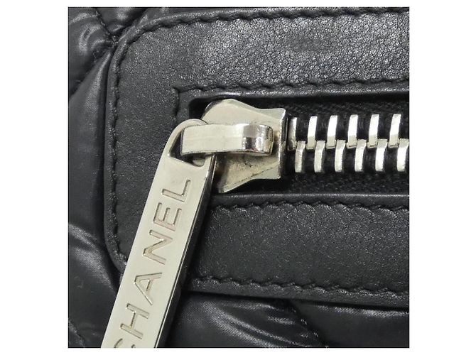 Borsa a spalla della linea Coco Cocoon di Chanel Nero - vista 5