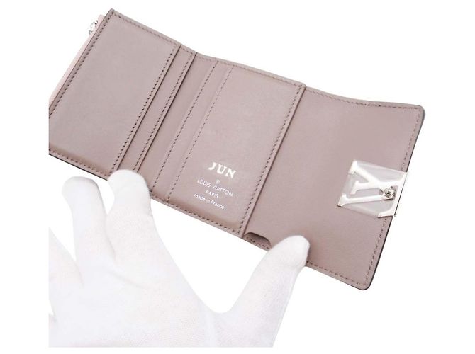 Cartera Compacta XS Capucines de Louis Vuitton con monedero, Mujer Castaño - vista 4