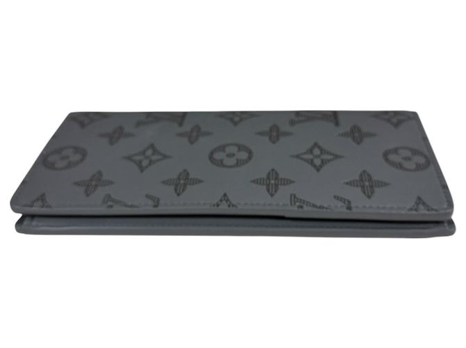 Louis Vuitton Portefeuille Brazza Monogram Shadow, Leder, Herren/Damen. Braun - Ansicht 5