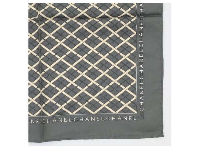 CHANEL Bandana Mini Sciarpa in Seta con Logo a Catena Design Matelassé Grigio Donna Marrone - vista 5
