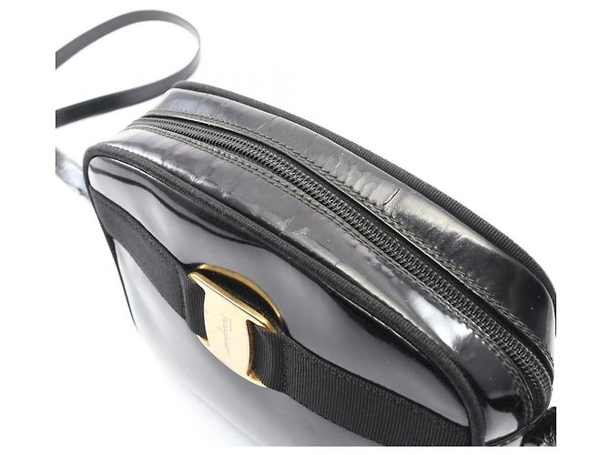 Borsa a Spalla Vara Ribbon di Salvatore Ferragamo Nero - vista 12