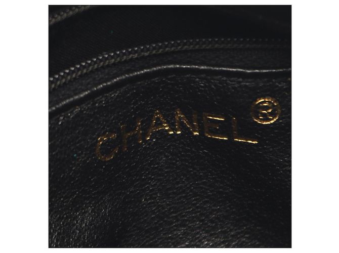 Bolso de Hombro de Tela Matelassé Chanel Púrpura - vista 4