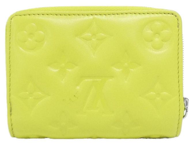 Cartera Lou Coussin Louis Vuitton Amarillo - vista 2
