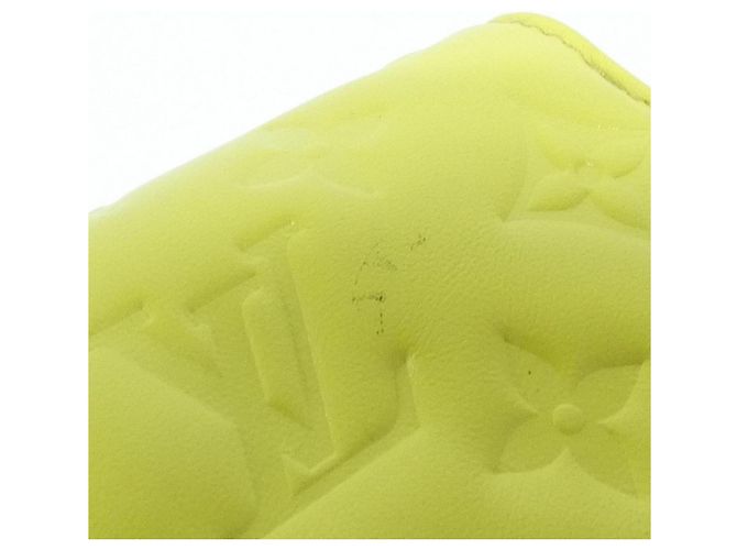 Cartera Lou Coussin Louis Vuitton Amarillo - vista 5