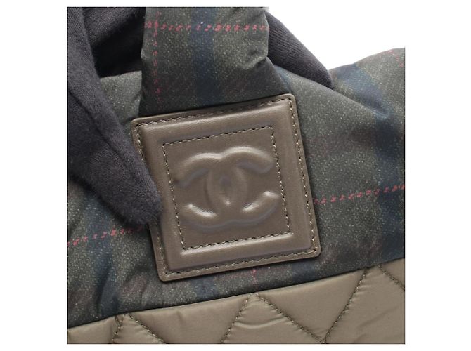 Borsa Tote Piccola Coco Cocoon di Chanel Cachi - vista 7