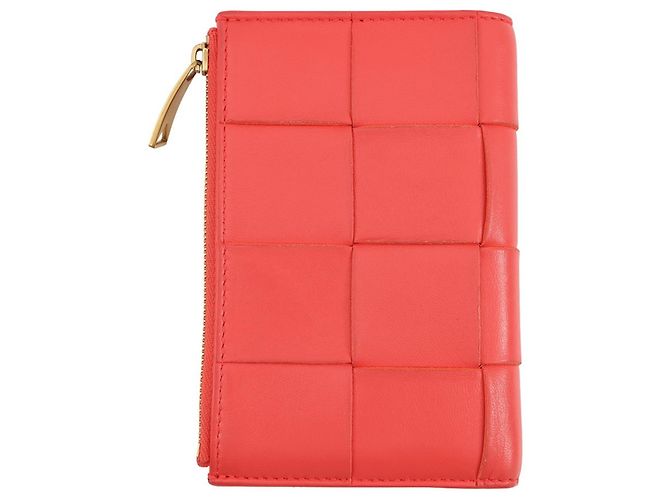 Portafoglio pieghevole in pelle Cassette Medium di Bottega Veneta - vista 3