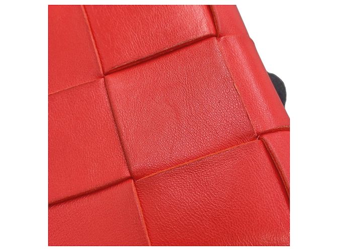 Portafoglio pieghevole in pelle Cassette Medium di Bottega Veneta - vista 7