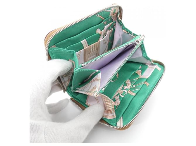 Silk In Hermès LIBRIS Seiden-Compact-Wallet Golden - Ansicht 5
