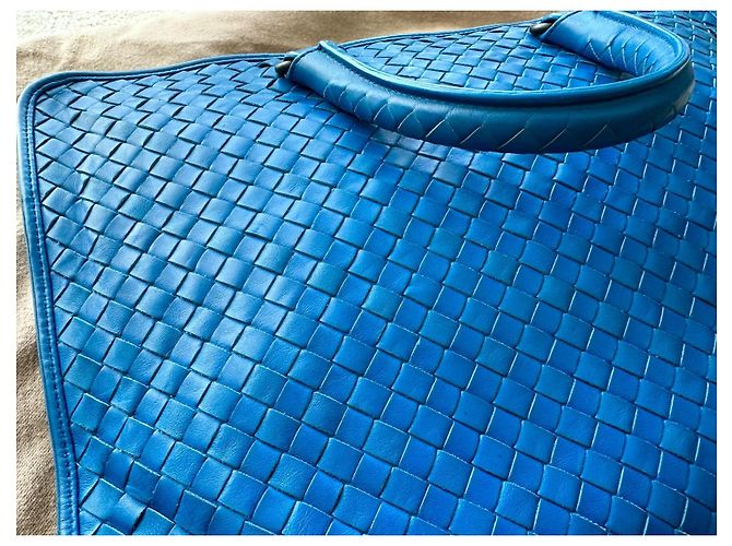 Bottega Veneta Valigetta in Pelle Intrecciata Blu - vista 3