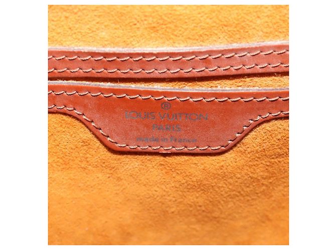 Louis Vuitton Gobelins Epi Leather Marrone - vista 6
