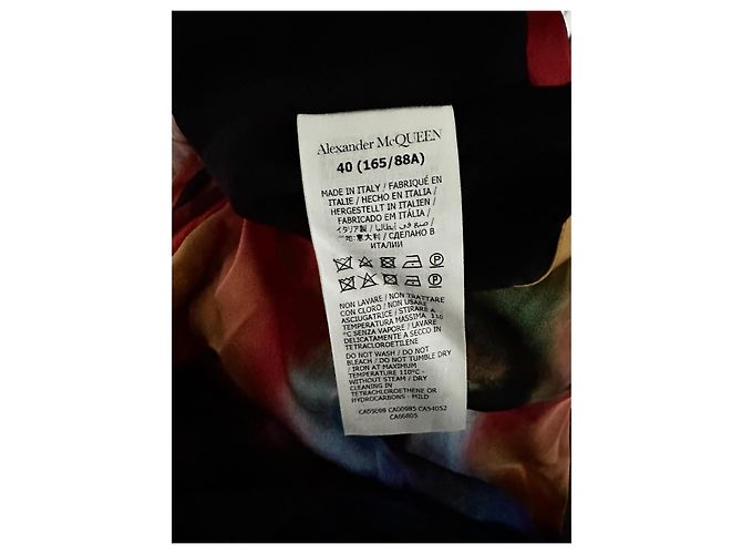 Vestido Alexander McQueen de seda con estampado de orquídeas Negro Roja Azul Amarillo - vista 5